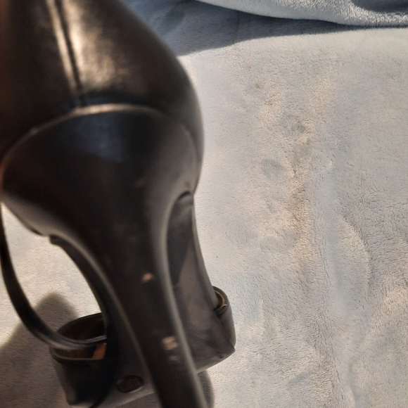 Jessica Simpson's Mary Janes - Picture 2 of 5